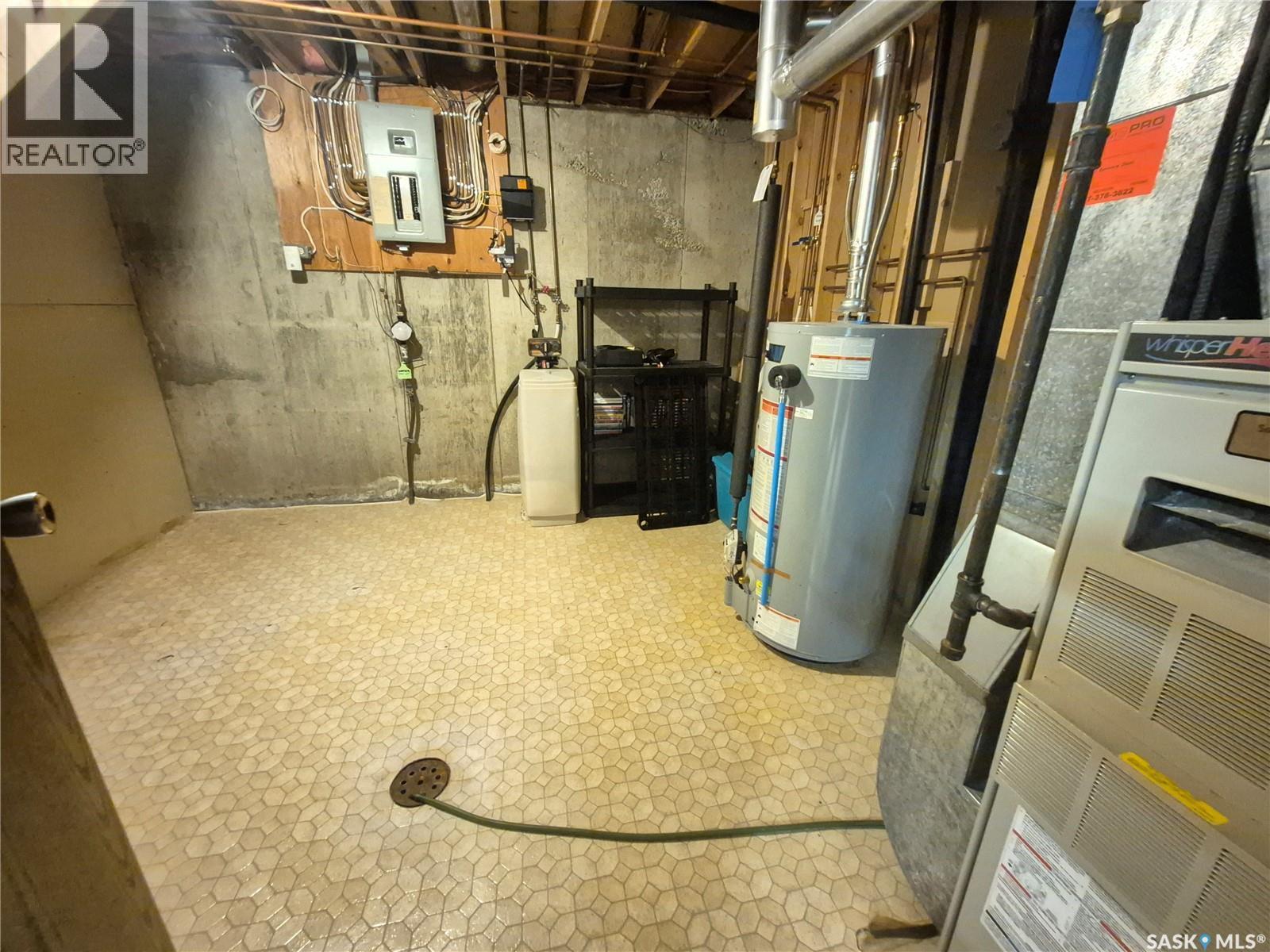 10 Yandeau Crescent, Radville, SK - Indoor Photo Showing Basement