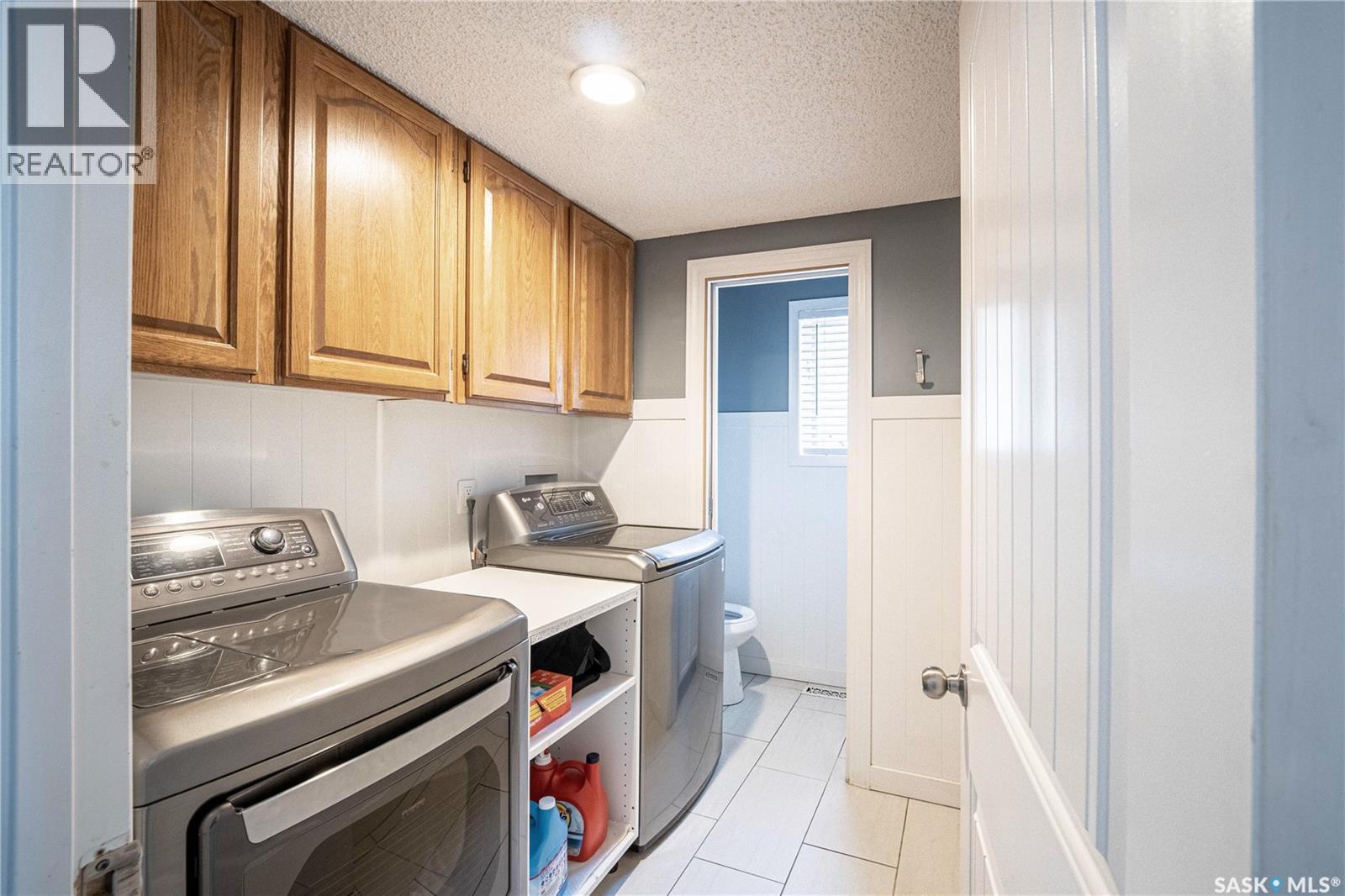 435 Christopher Road, Saskatoon, SK - Indoor Photo Showing Laundry Room