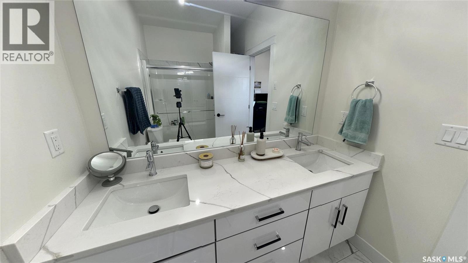 2535 Rosewood Drive, Saskatoon, SK