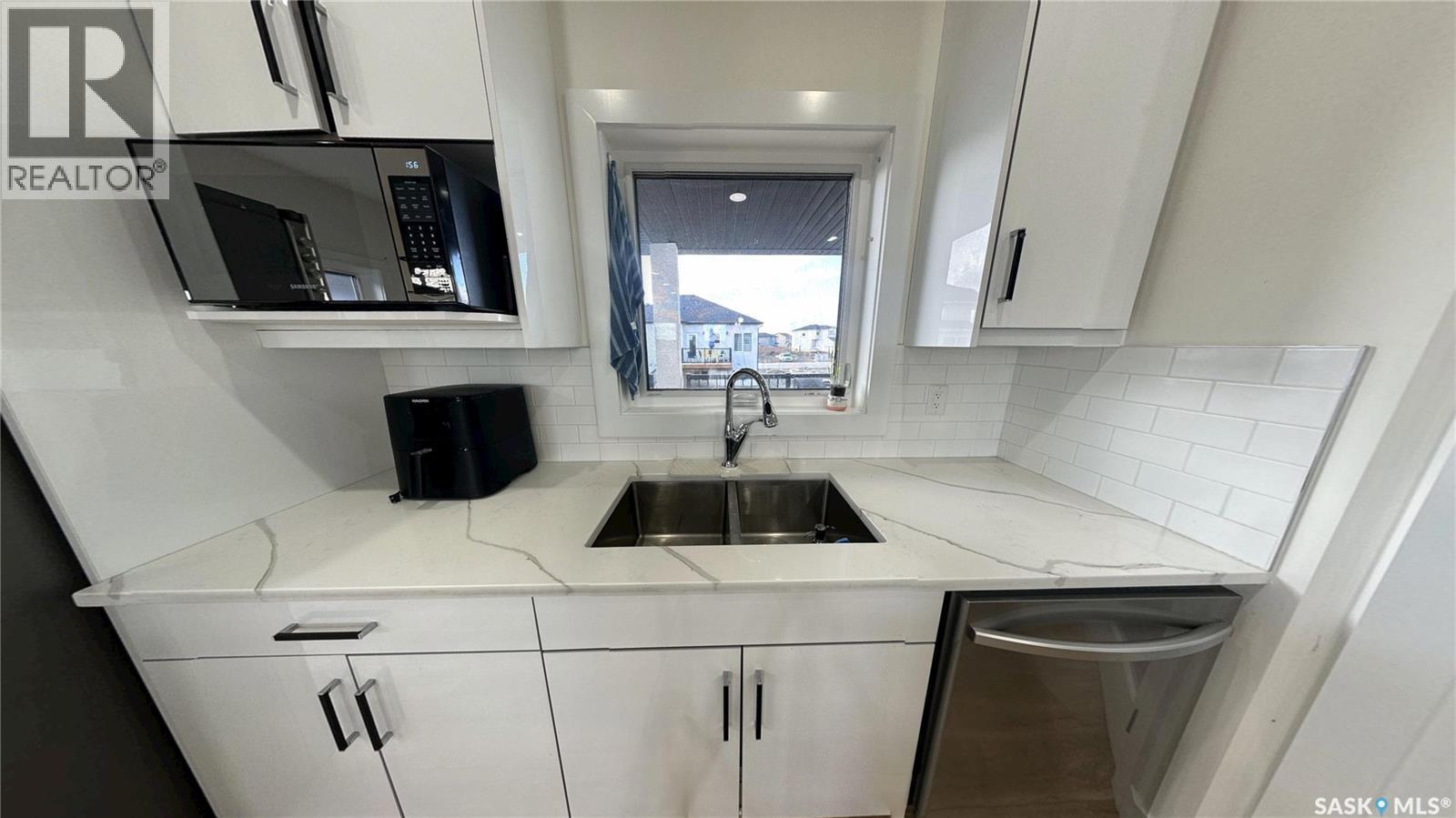 2535 Rosewood Drive, Saskatoon, SK