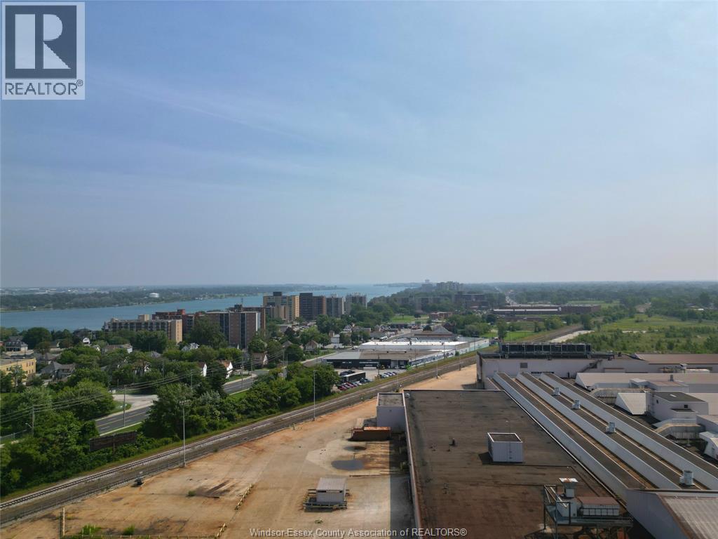 953 Henry Ford, Windsor, ON - Outdoor With View