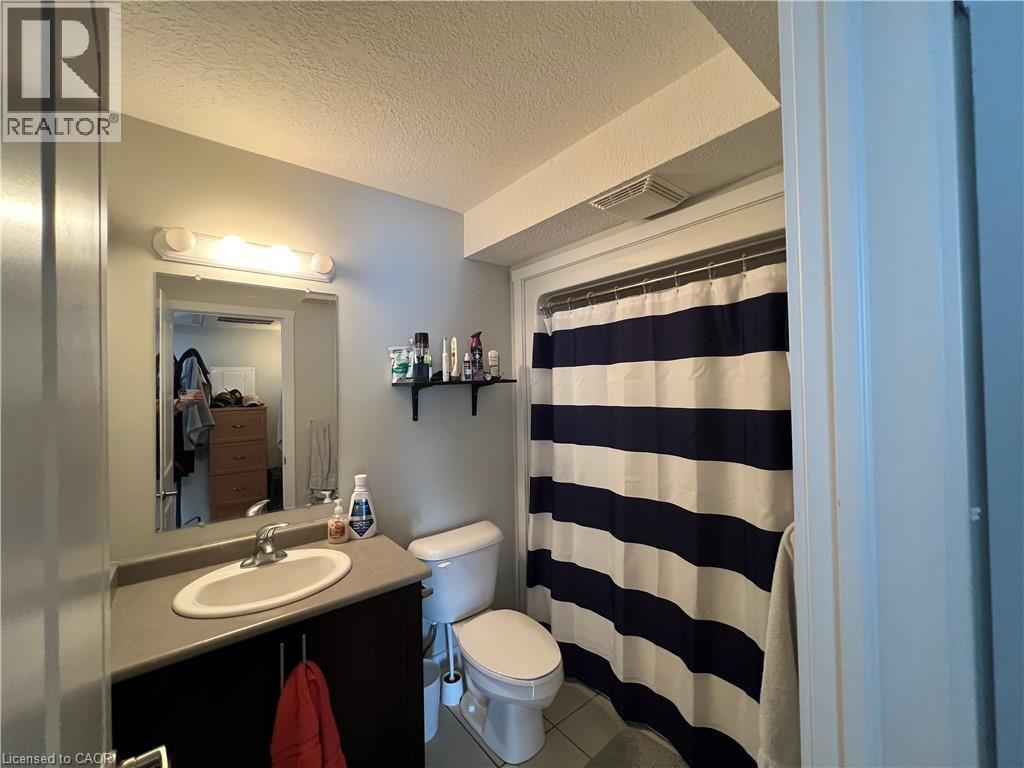185 Windale Crescent Unit# 9C, Kitchener, ON - Indoor Photo Showing Bathroom