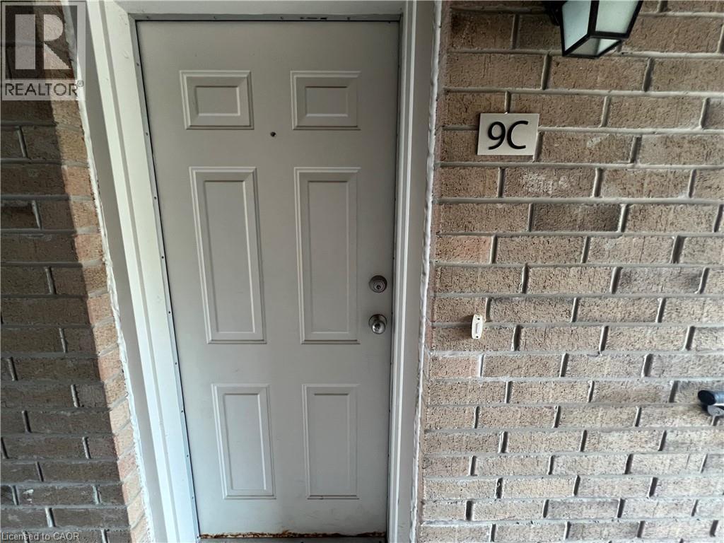 185 Windale Crescent Unit# 9C, Kitchener, ON - Outdoor With Exterior