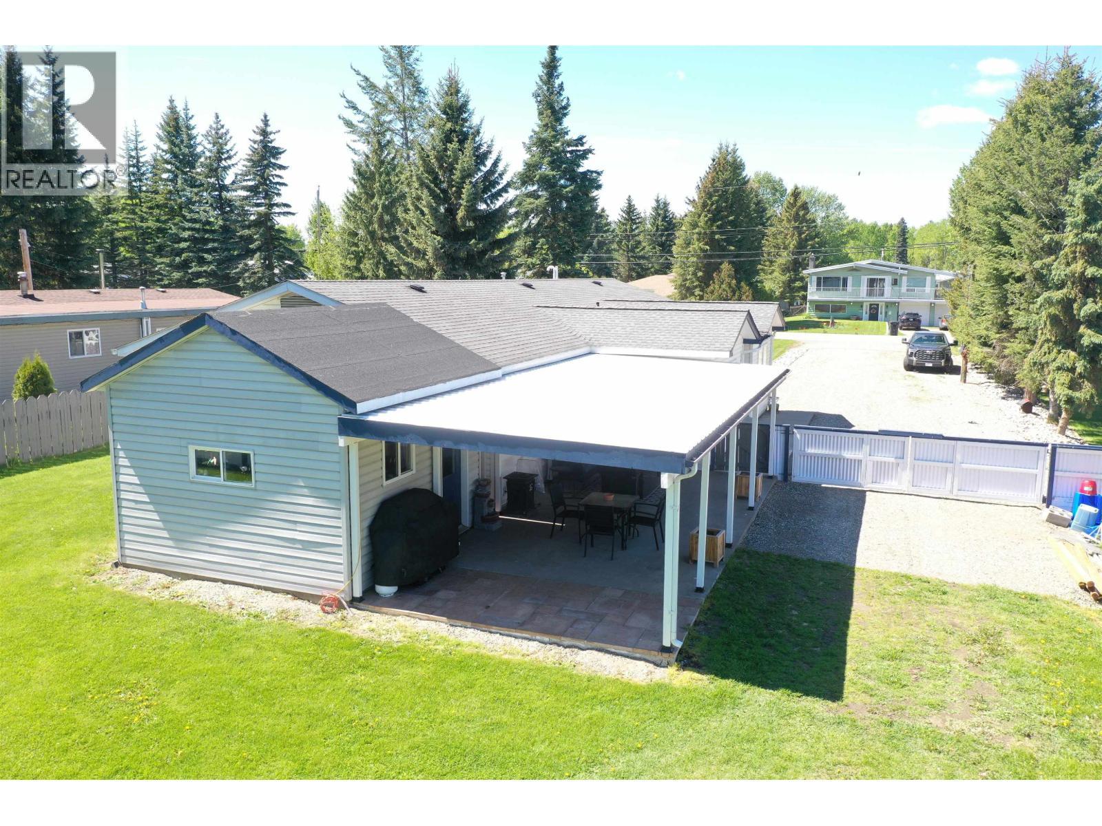 1302 Mountain Ash Road, Quesnel, BC - Outdoor