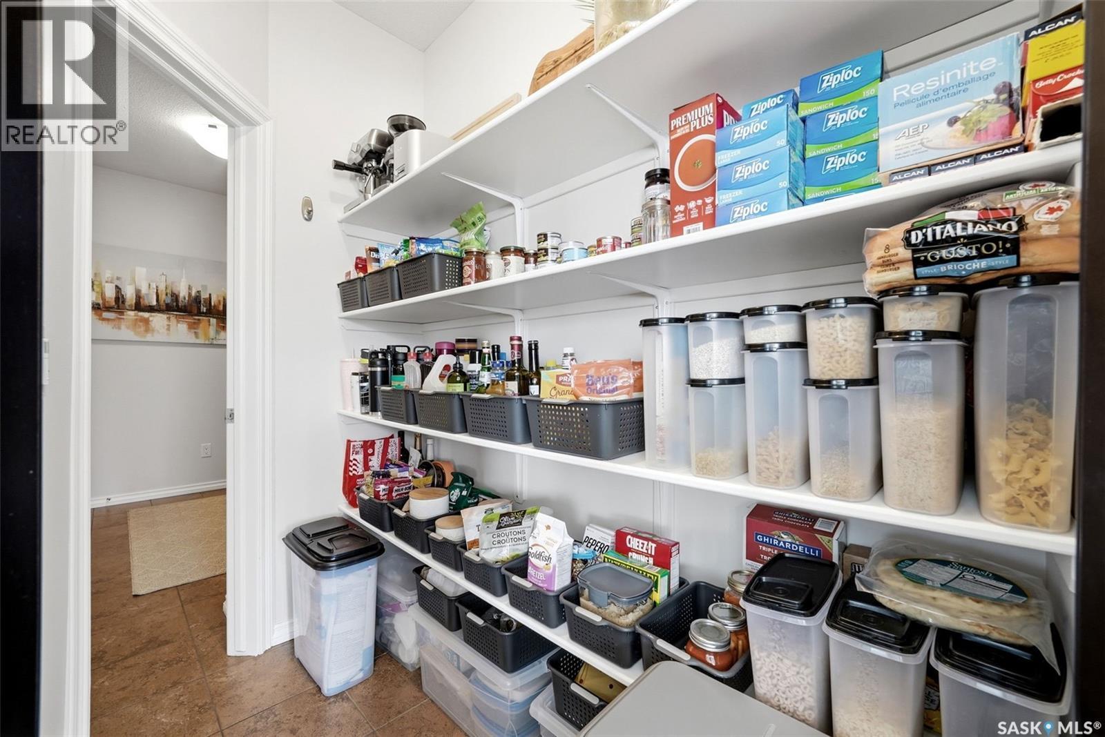 141 Oxbow Crescent, Regina, SK - Indoor With Storage