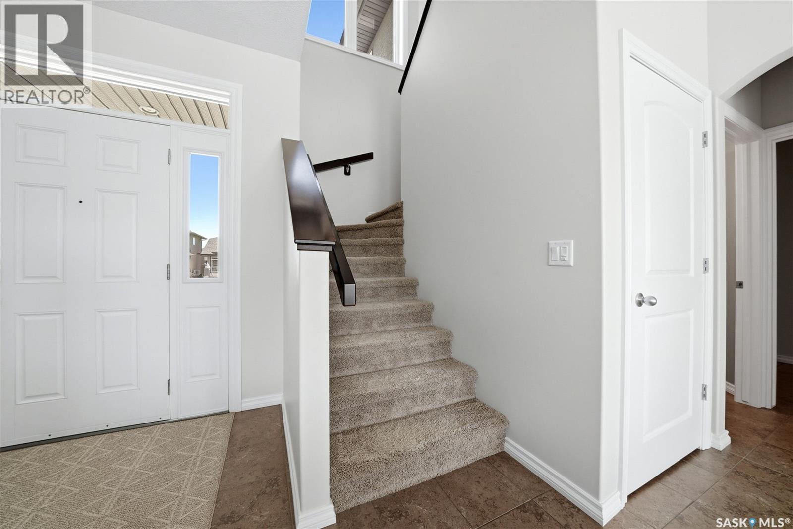 141 Oxbow Crescent, Regina, SK - Indoor Photo Showing Other Room