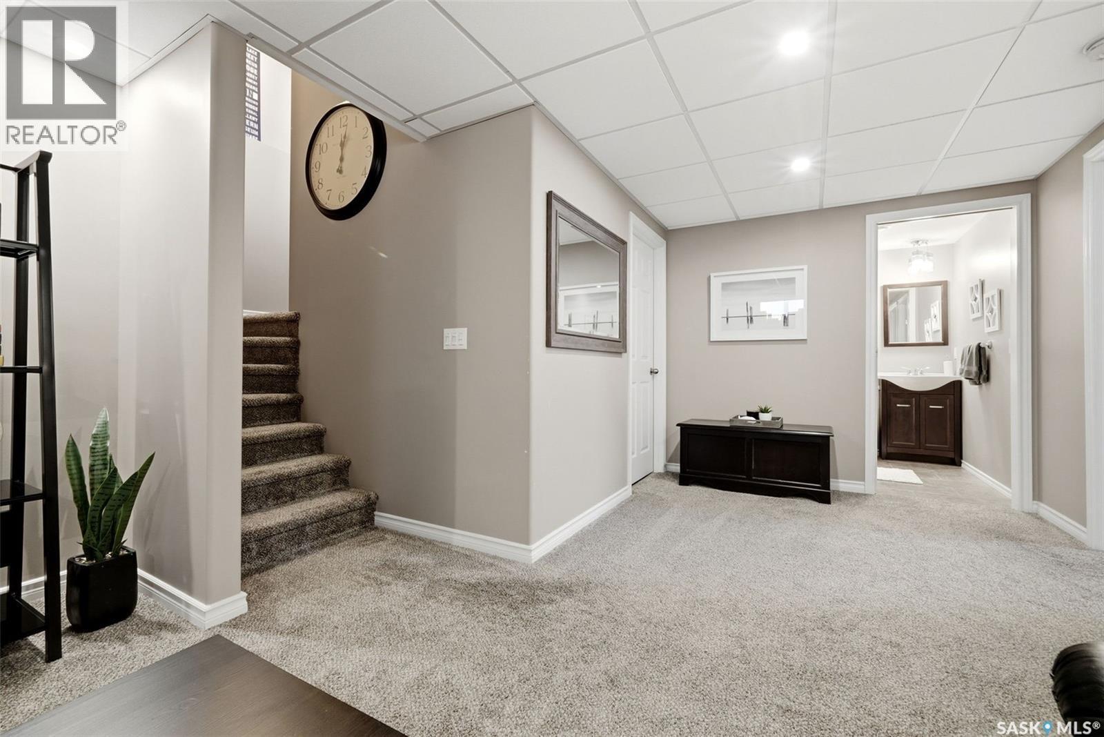 141 Oxbow Crescent, Regina, SK - Indoor Photo Showing Other Room