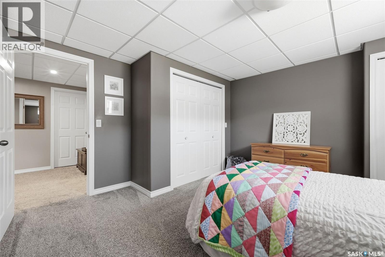 141 Oxbow Crescent, Regina, SK - Indoor Photo Showing Bedroom