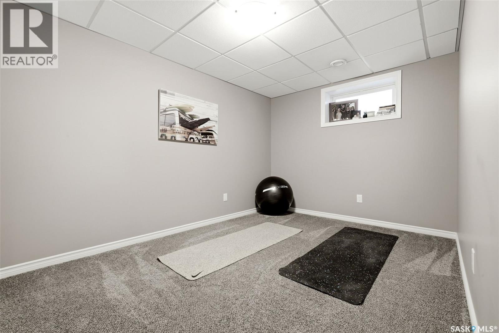 141 Oxbow Crescent, Regina, SK - Indoor Photo Showing Other Room