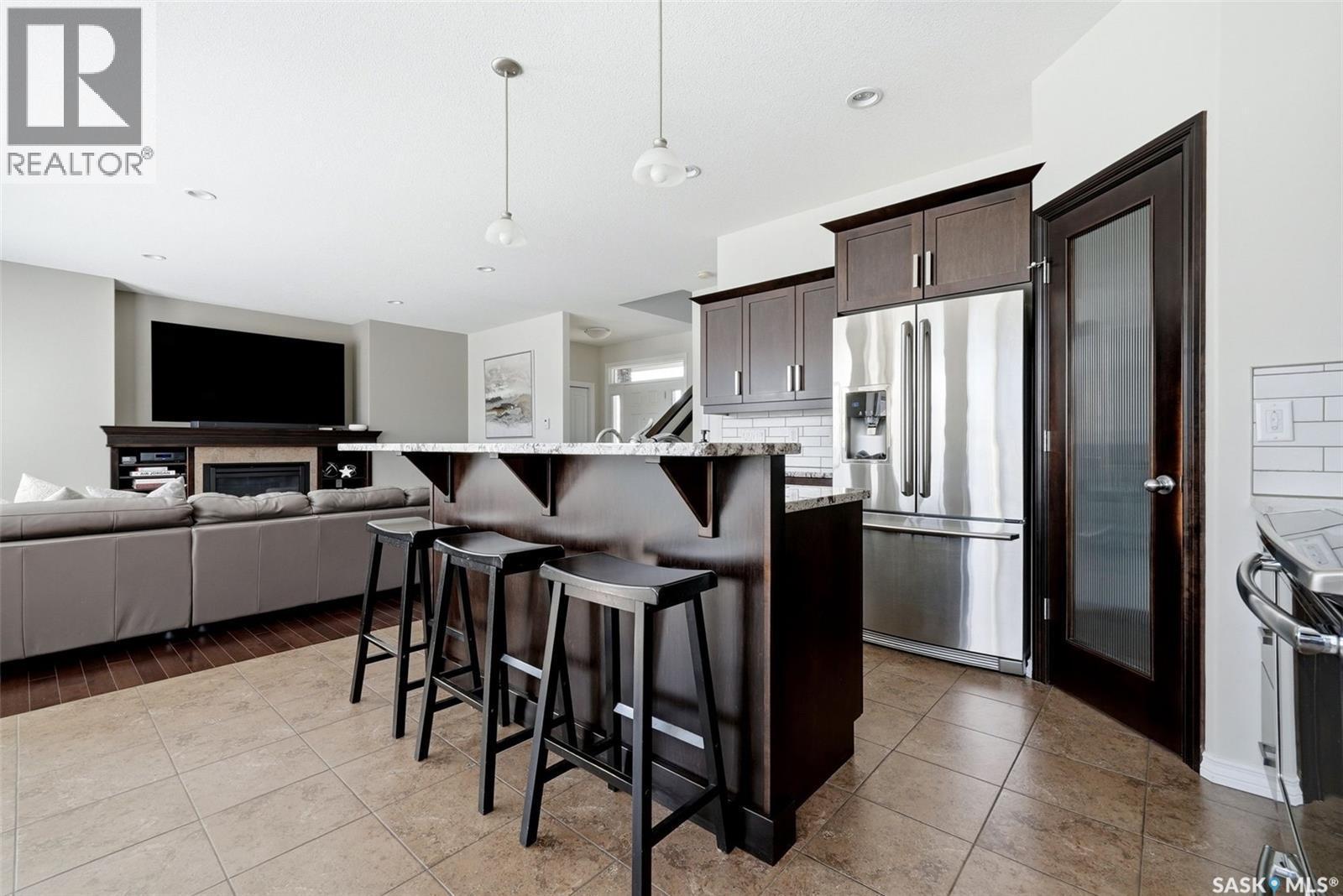 141 Oxbow Crescent, Regina, SK - Indoor Photo Showing Kitchen