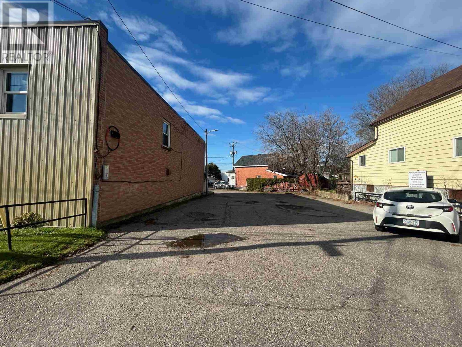 281 North St, Sault Ste. Marie, ON