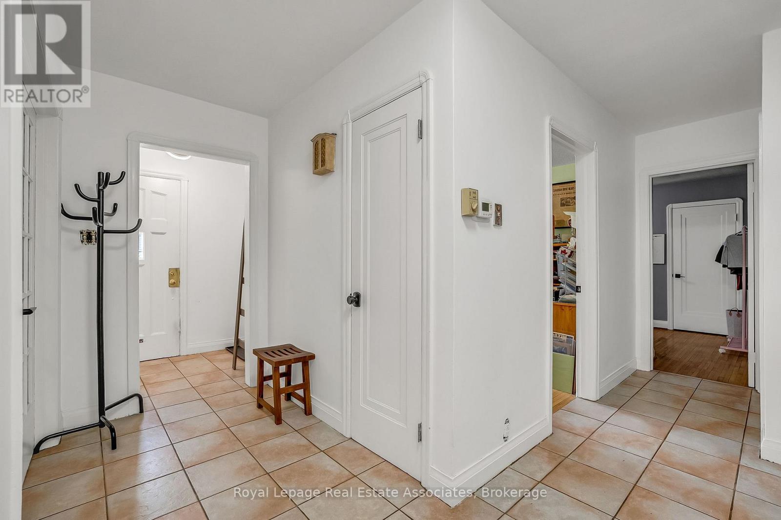 11 Ben Machree Drive, Mississauga, ON