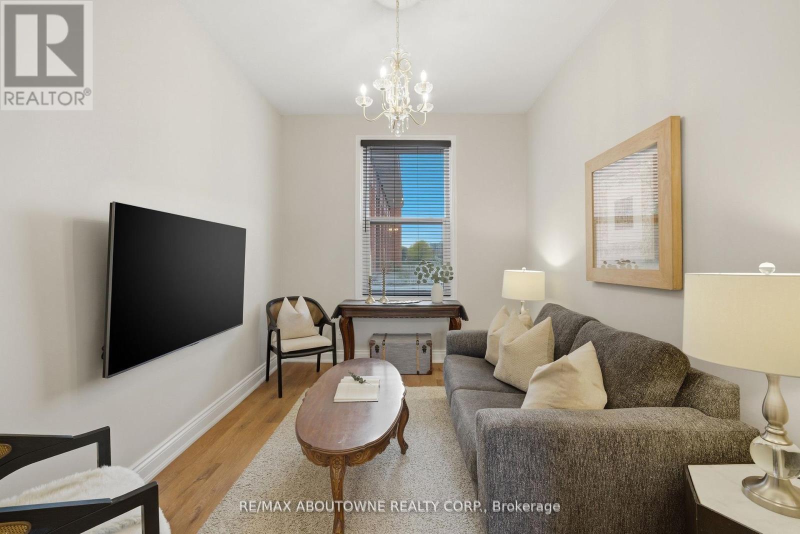 116 Bay Street N, Hamilton, ON