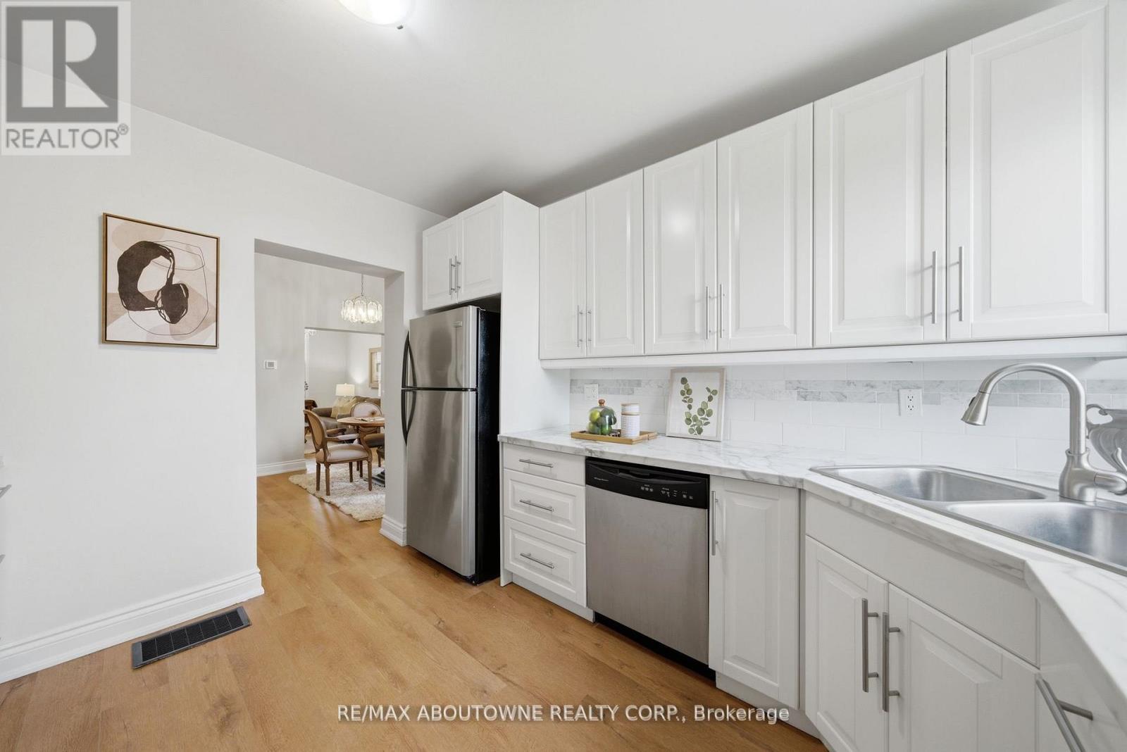 116 Bay Street N, Hamilton, ON