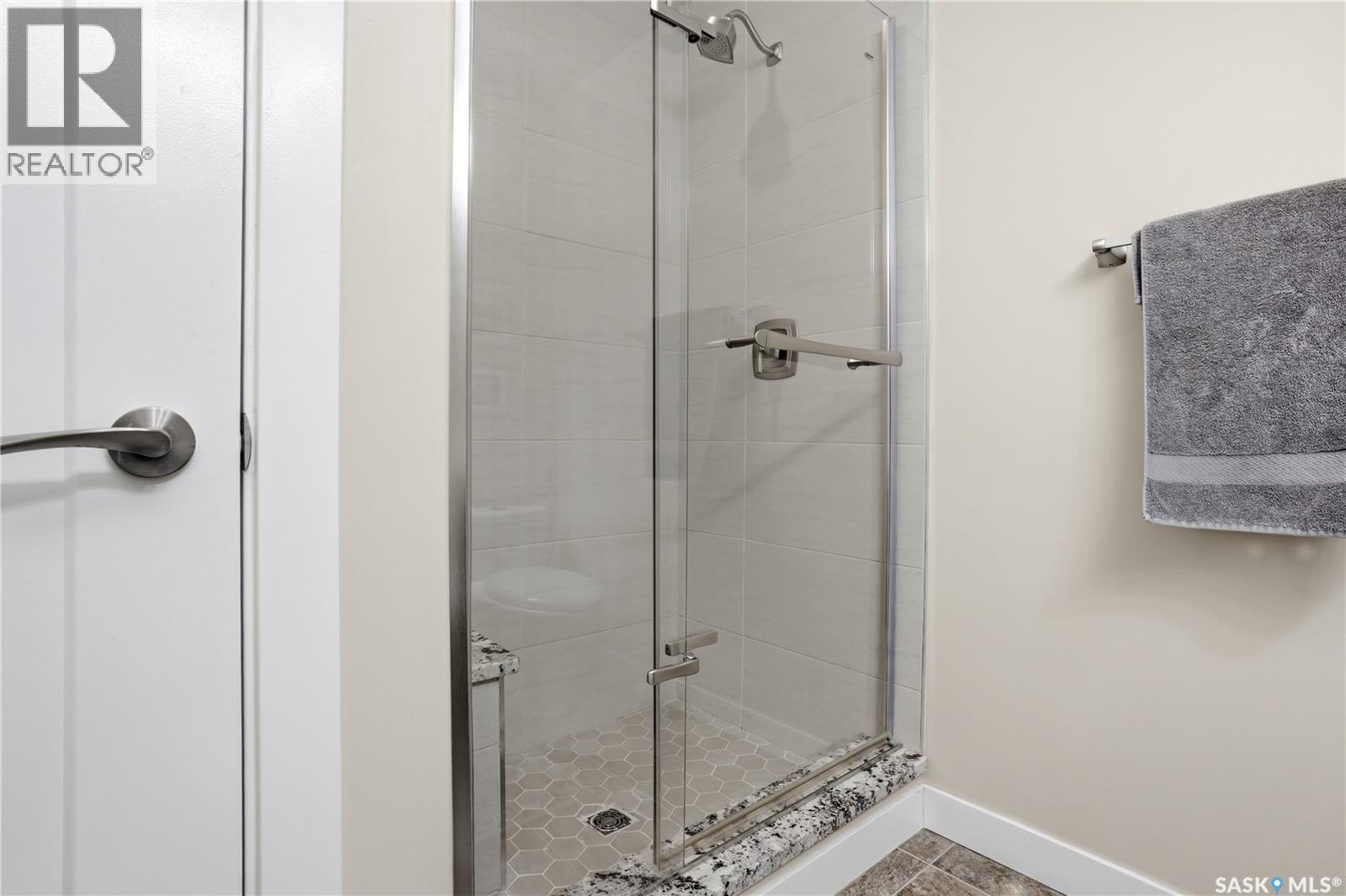 1003 Dewdney Street, Indian Head, SK - Indoor Photo Showing Bathroom