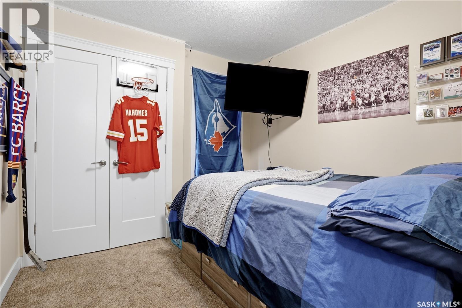 1003 Dewdney Street, Indian Head, SK - Indoor Photo Showing Bedroom