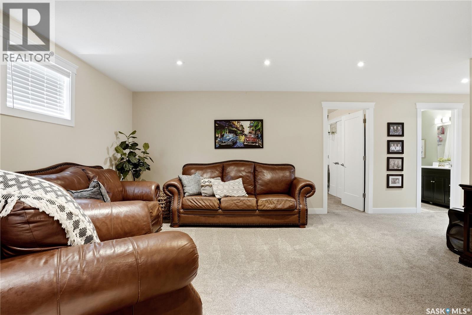 1003 Dewdney Street, Indian Head, SK - Indoor Photo Showing Living Room