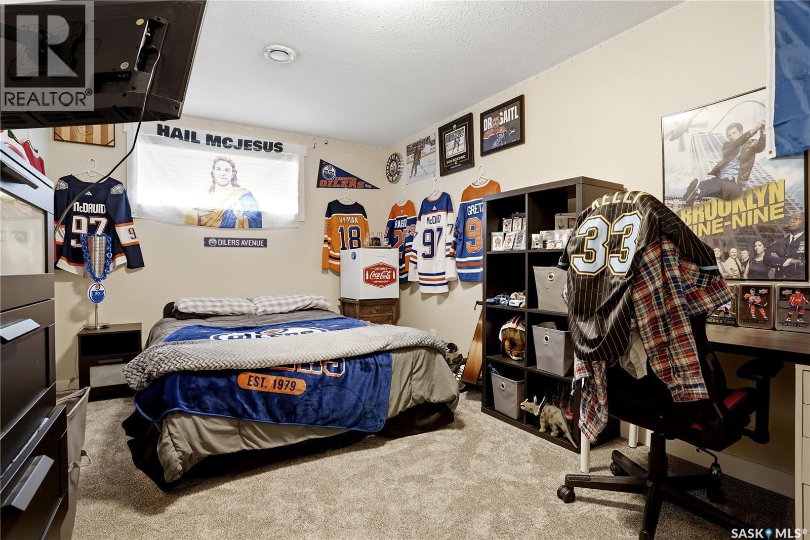 1003 Dewdney Street, Indian Head, SK - Indoor Photo Showing Bedroom
