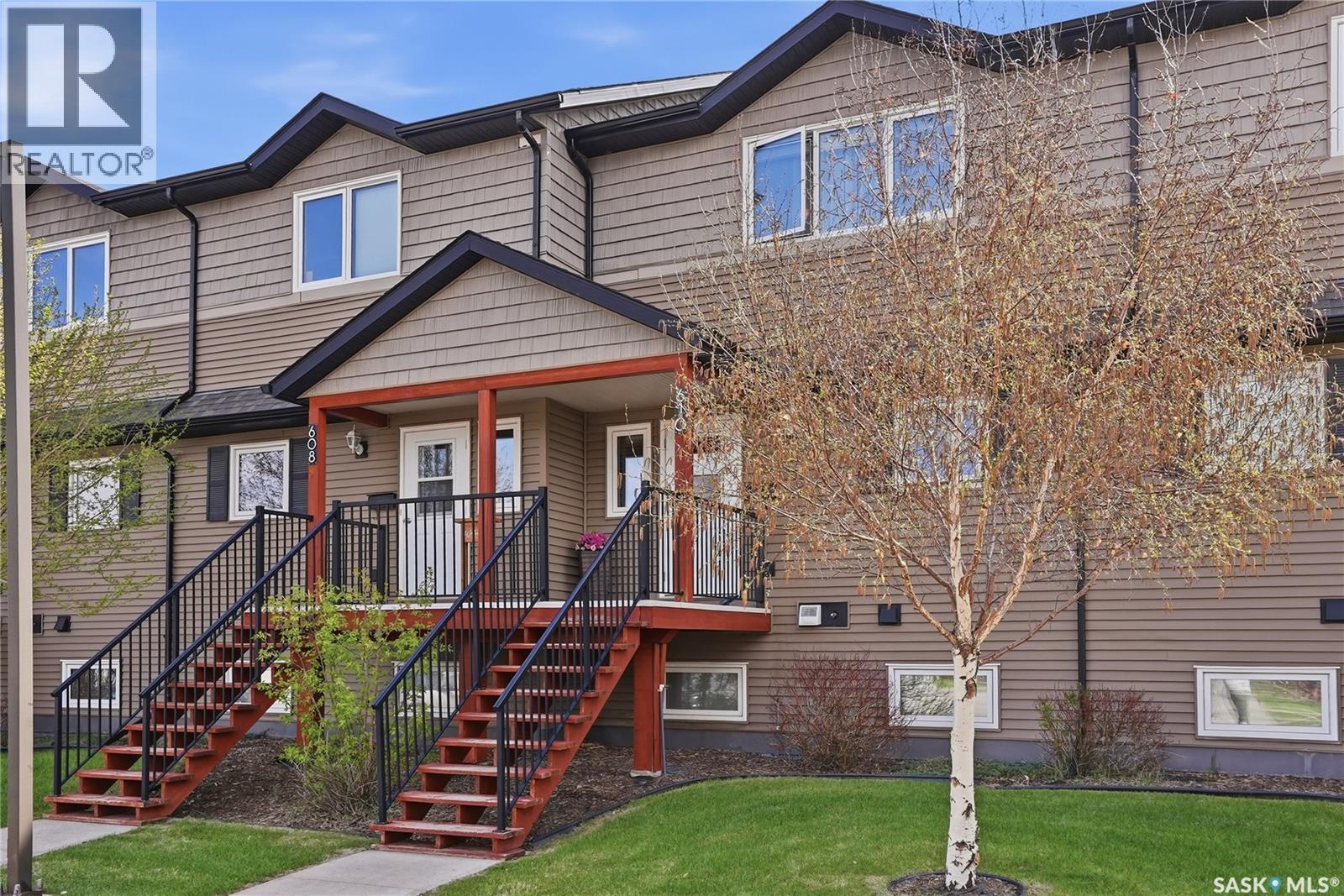 610 110 Shillington Crescent, Saskatoon, SK - Outdoor