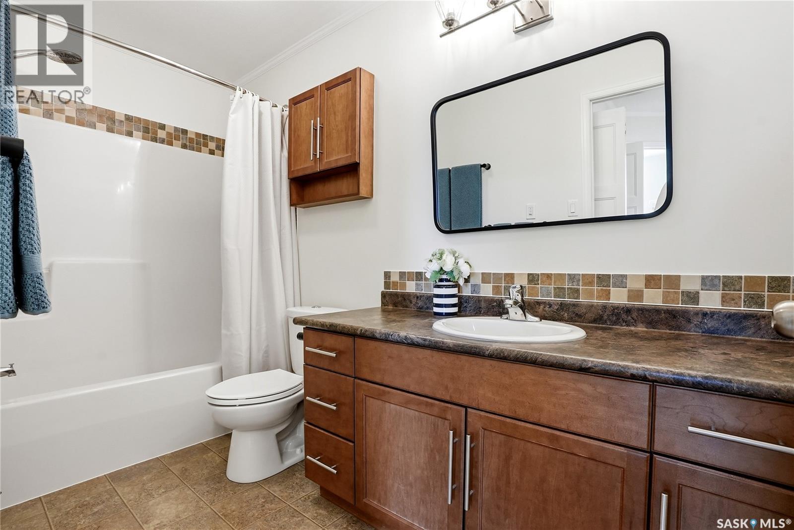 610 110 Shillington Crescent, Saskatoon, SK - Indoor Photo Showing Bathroom