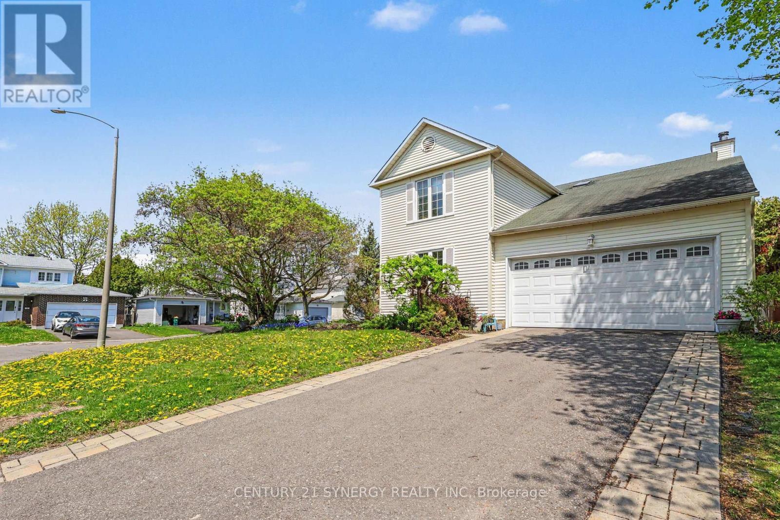 277 Mceachern Crescent, Ottawa, ON - Outdoor