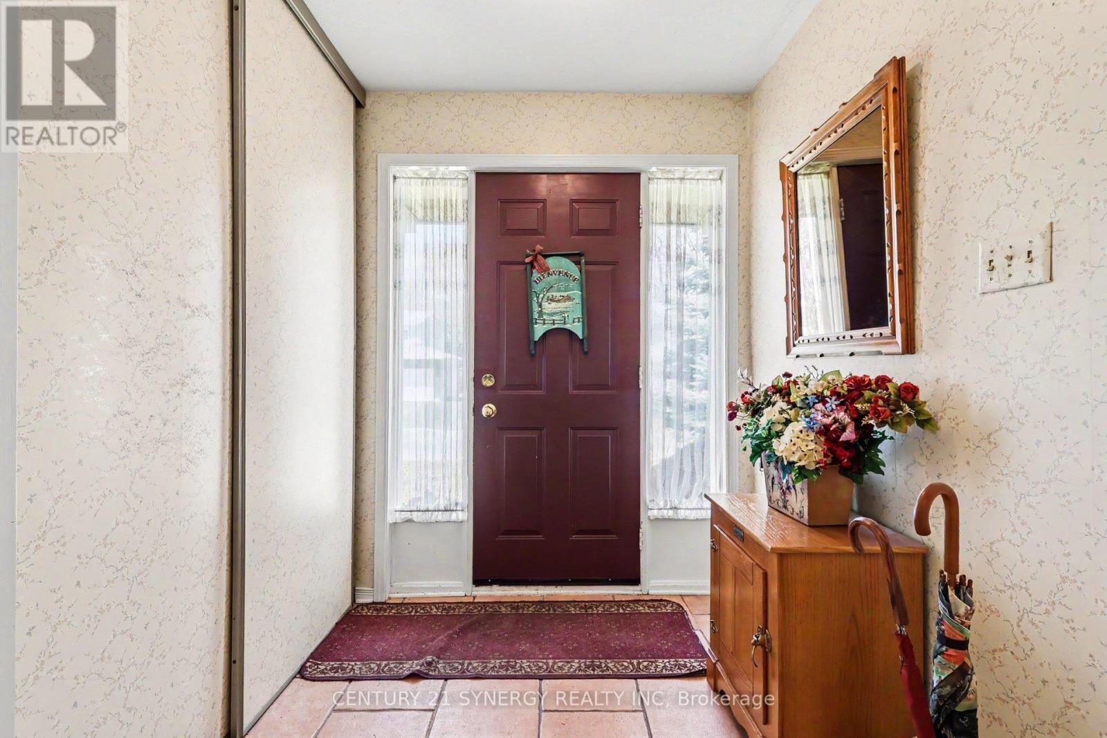 277 Mceachern Crescent, Ottawa, ON - Indoor Photo Showing Other Room