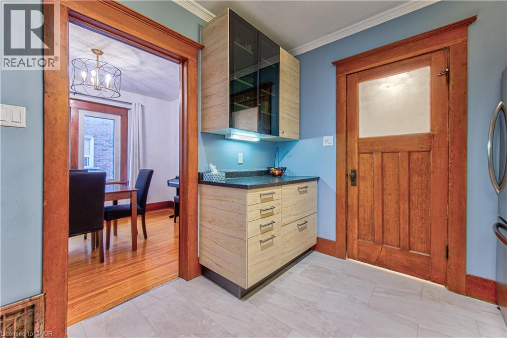 156 Glasgow Street, Kitchener, ON - Indoor