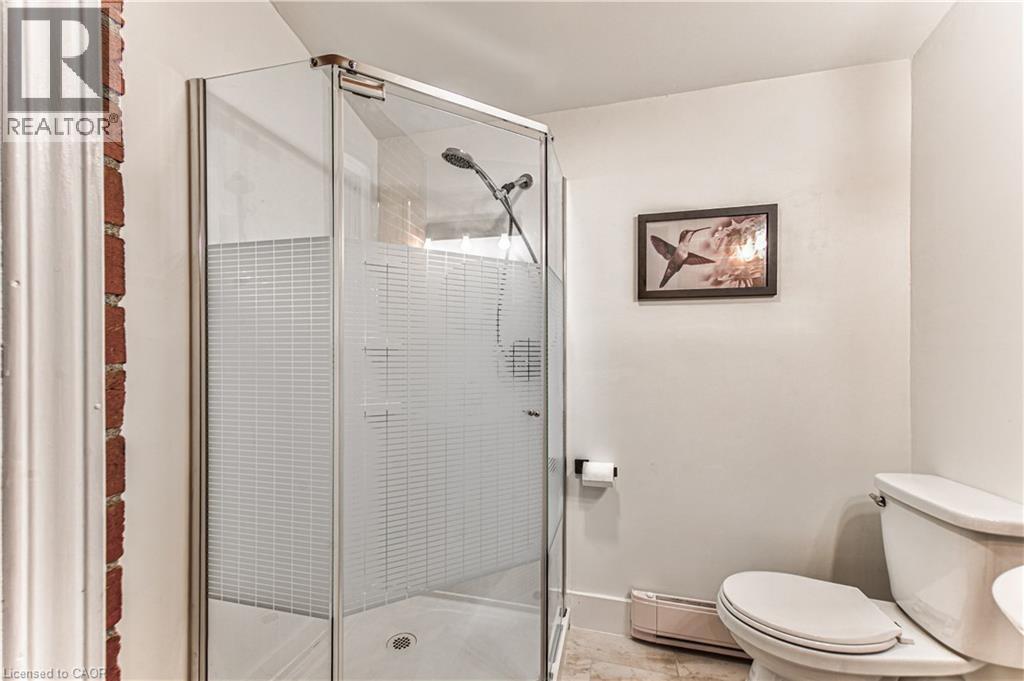 156 Glasgow Street, Kitchener, ON - Indoor Photo Showing Bathroom