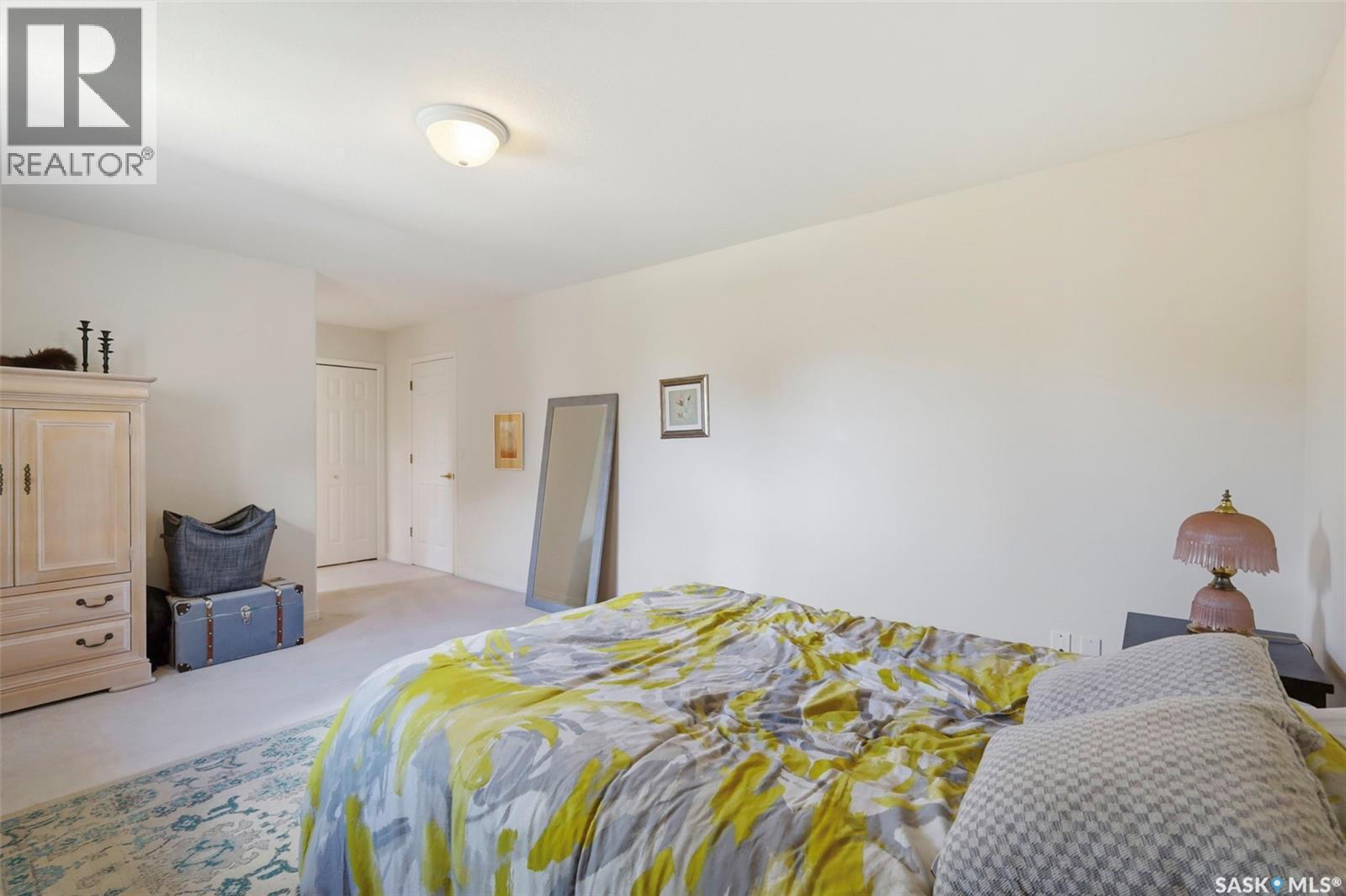 901 9Th Street E, Saskatoon, SK - Indoor Photo Showing Bedroom