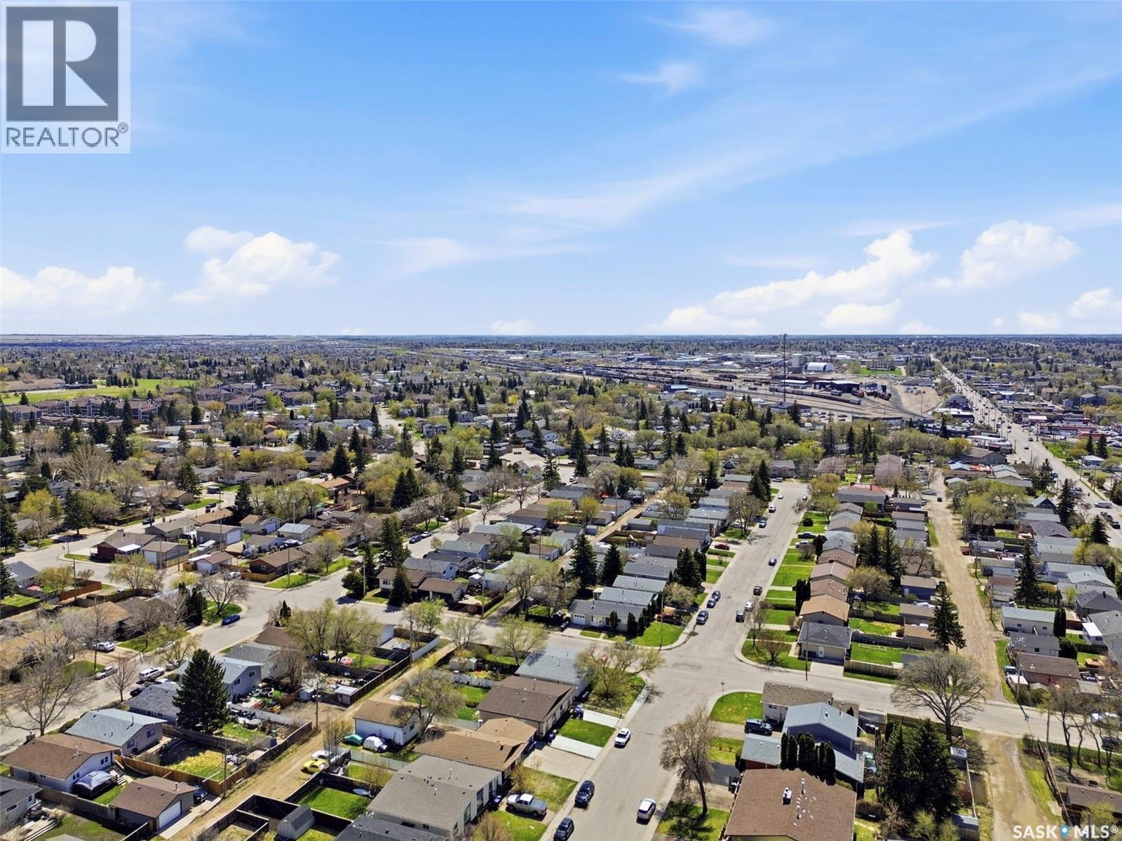 901 9Th Street E, Saskatoon, SK - Outdoor With View