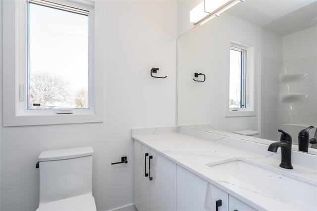 7 Juba St, Winnipeg, MB