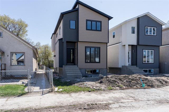 7 Juba St, Winnipeg, MB