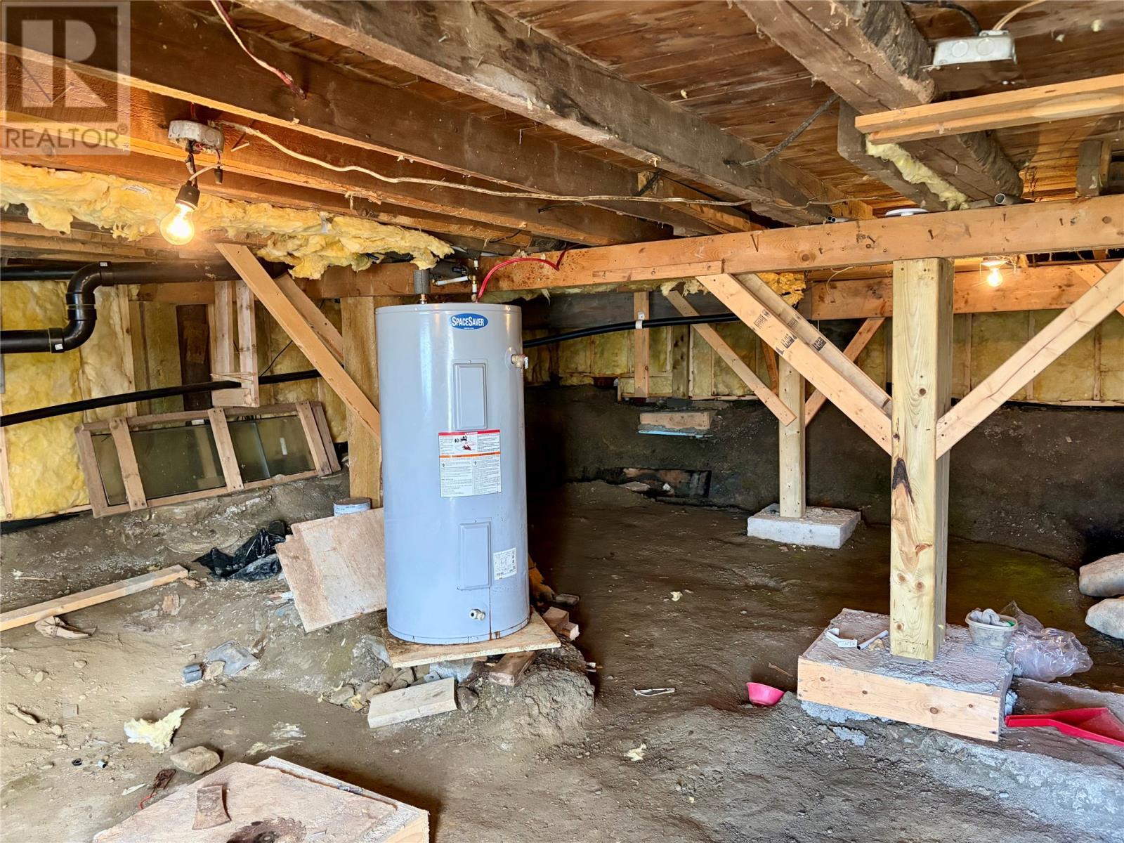 62 North Shore Highway, Meadows, NL - Indoor Photo Showing Basement
