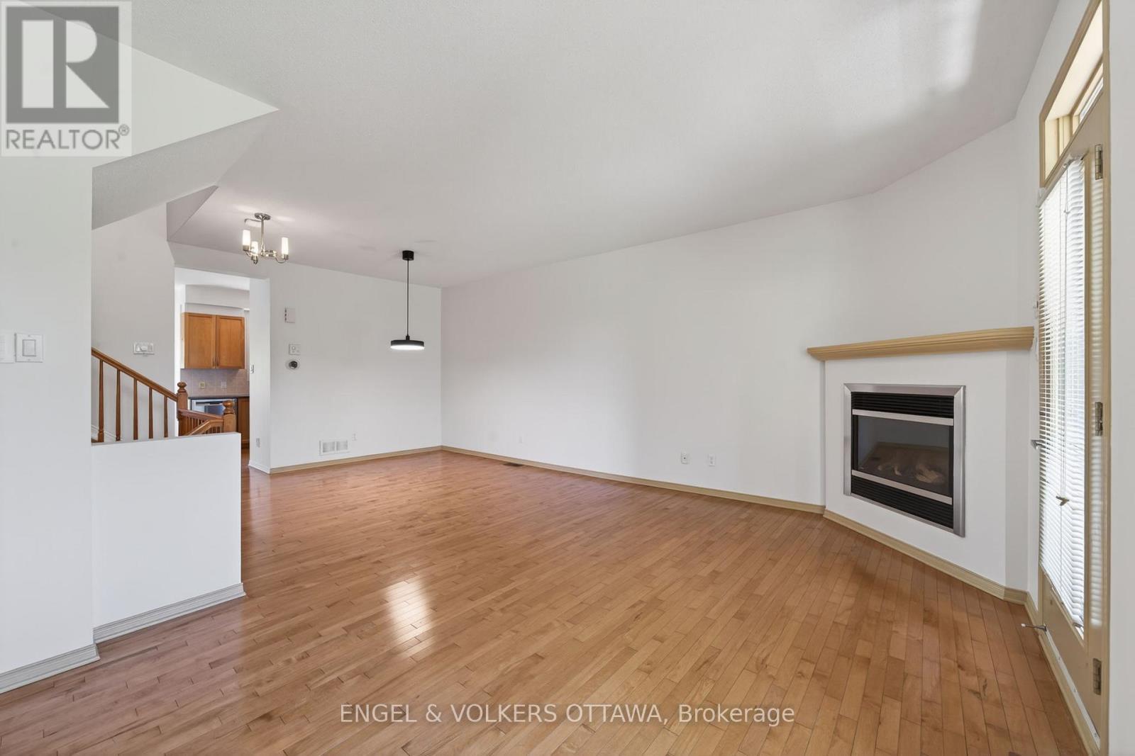 27 Briarway Private, Ottawa, ON - Indoor With Fireplace