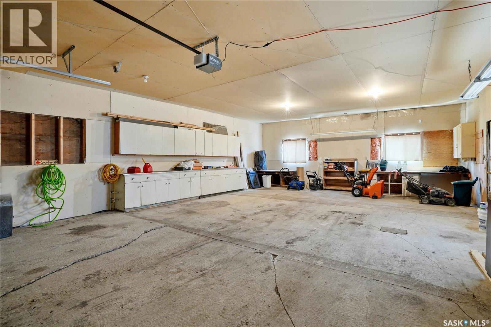 123 Burberry Road, Christopher Lake, SK - Indoor Photo Showing Garage