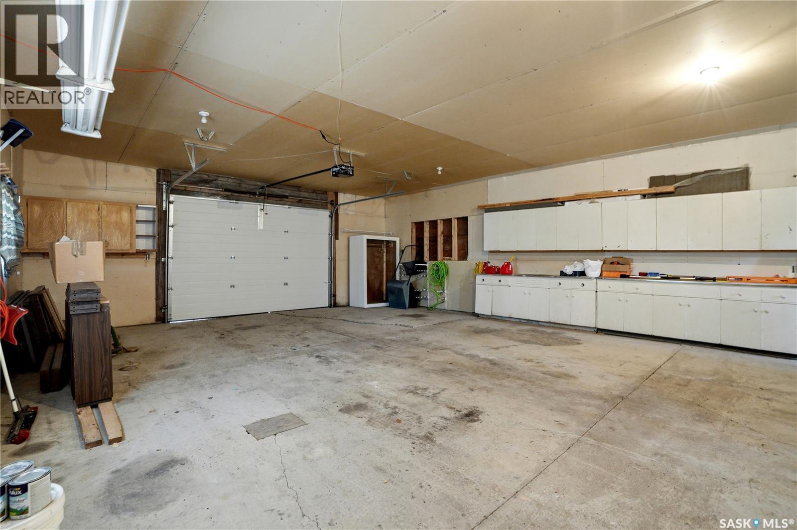 123 Burberry Road, Christopher Lake, SK - Indoor Photo Showing Garage