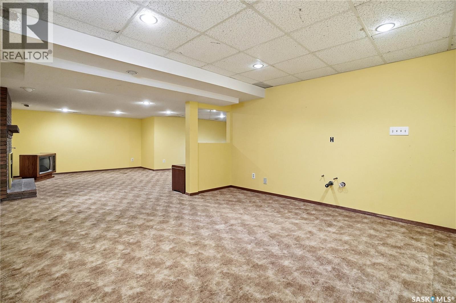 43 Springstein Avenue, Regina, SK - Indoor