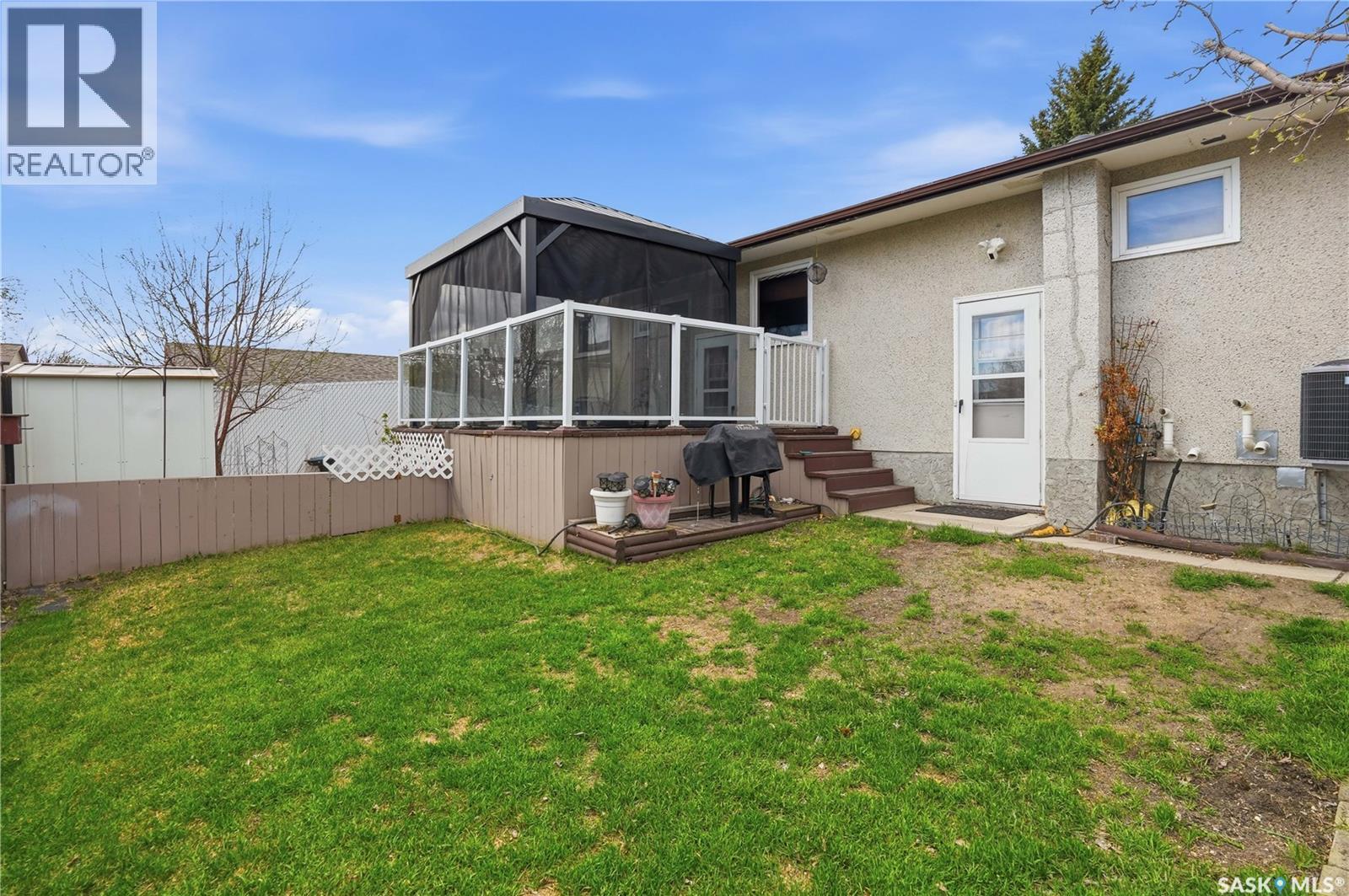 43 Springstein Avenue, Regina, SK - Outdoor With Deck Patio Veranda