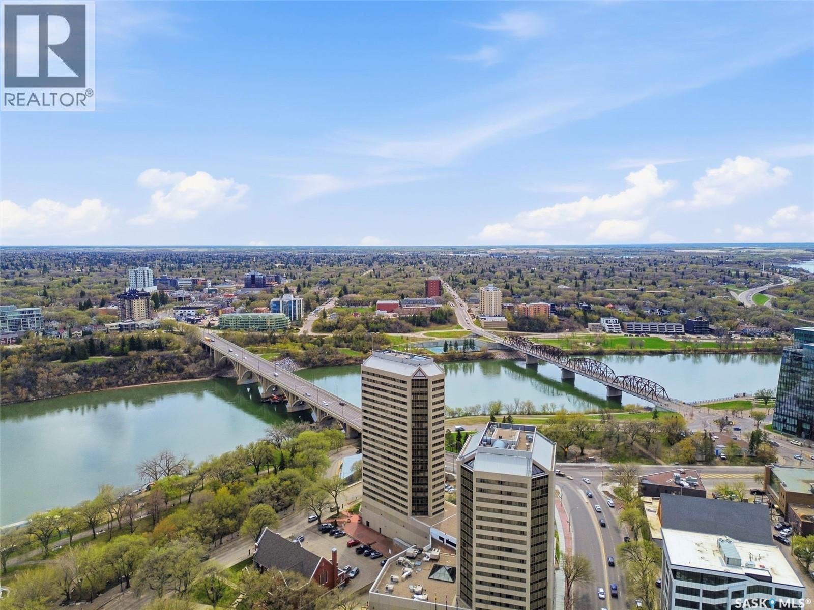 1670 424 Spadina Crescent E, Saskatoon, SK - Outdoor With View