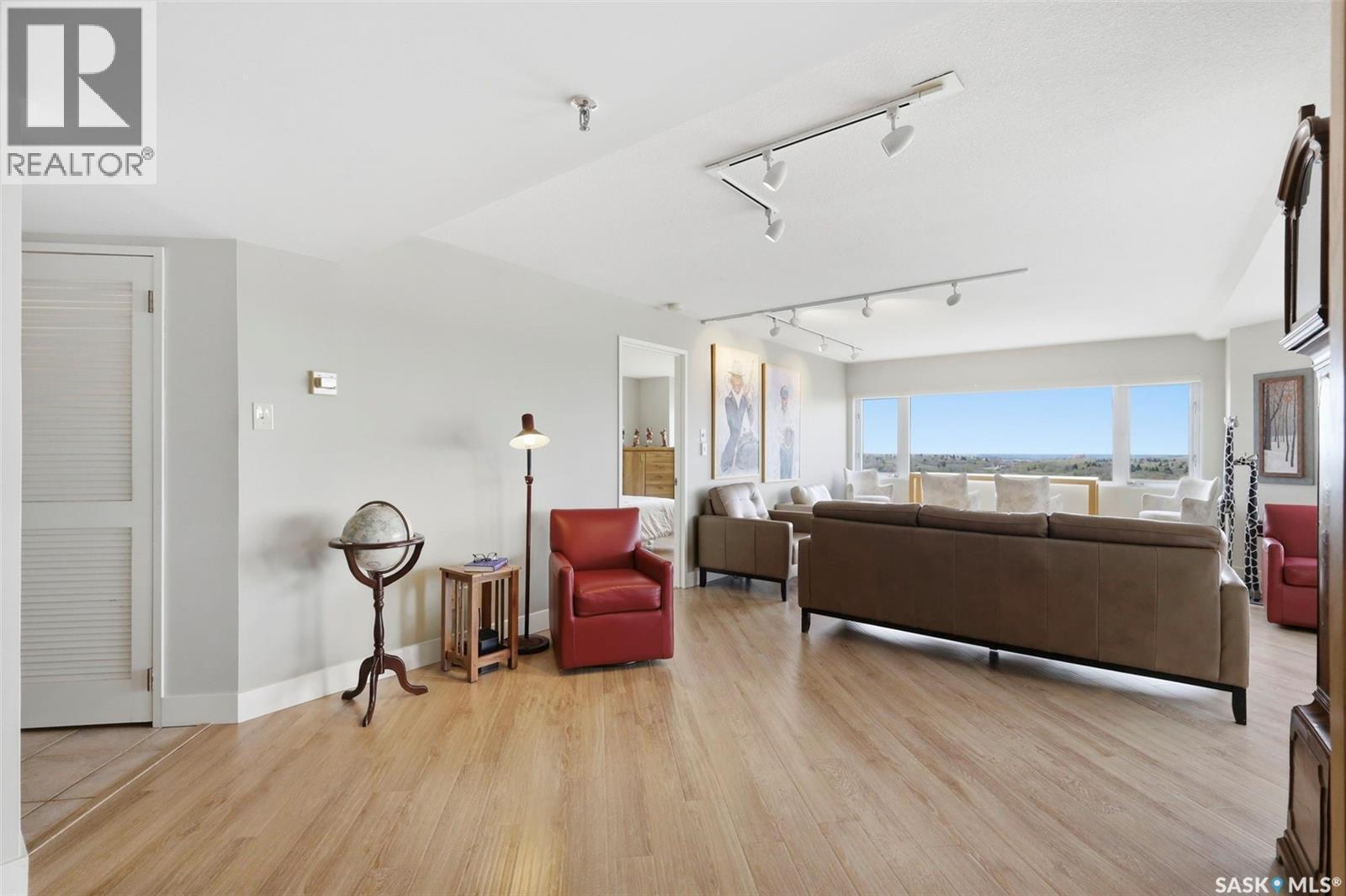 1670 424 Spadina Crescent E, Saskatoon, SK - Indoor