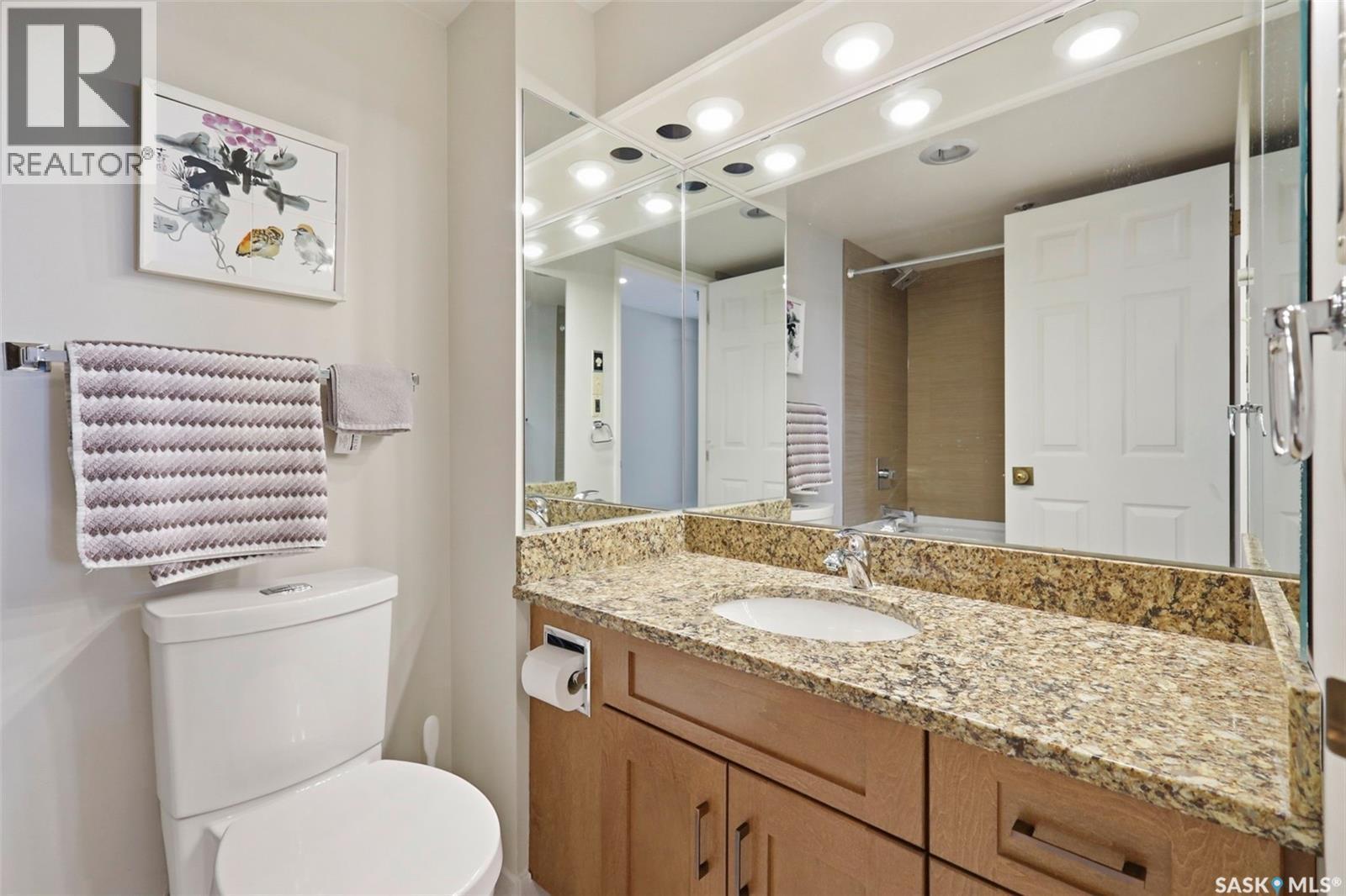 1670 424 Spadina Crescent E, Saskatoon, SK - Indoor Photo Showing Bathroom