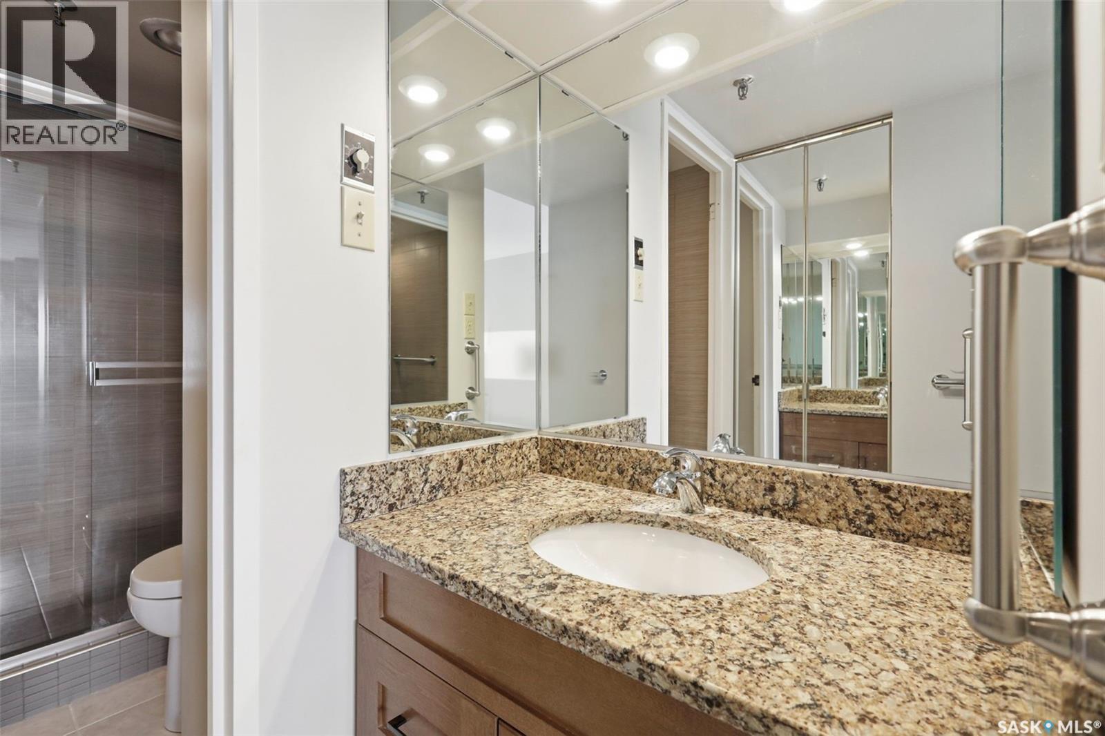 1670 424 Spadina Crescent E, Saskatoon, SK - Indoor Photo Showing Bathroom