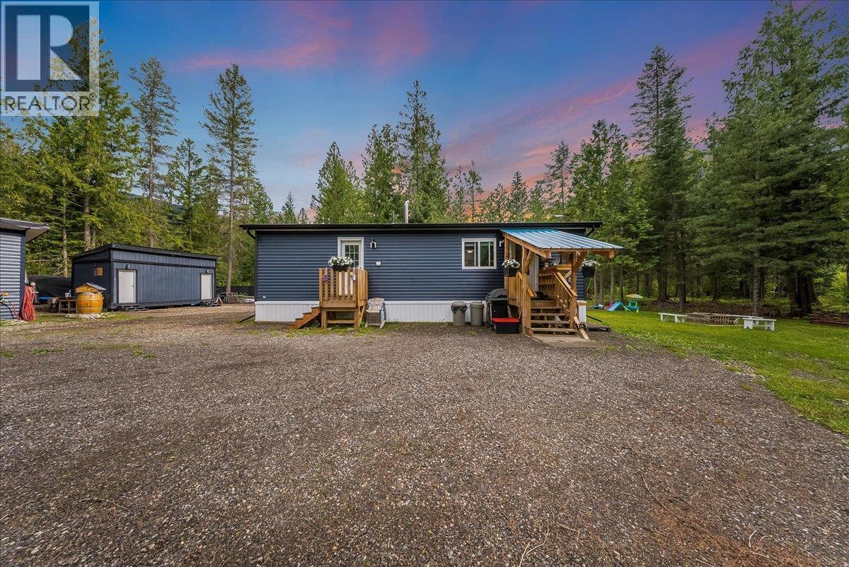 118 Liness Road, Salmo, BC