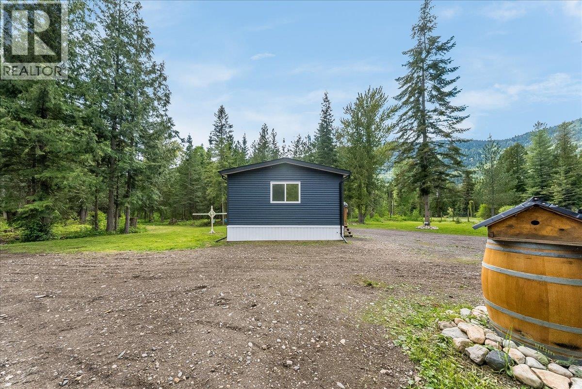 118 Liness Road, Salmo, BC
