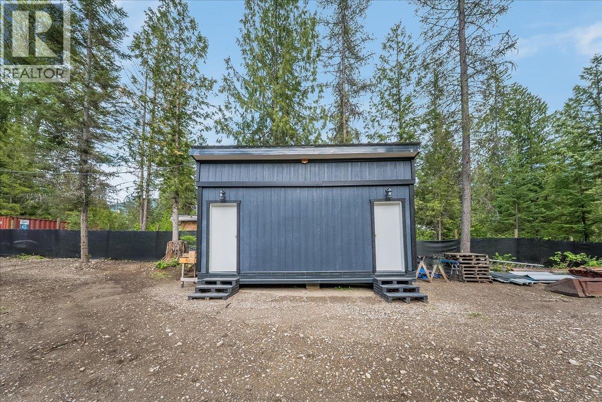 118 Liness Road, Salmo, BC