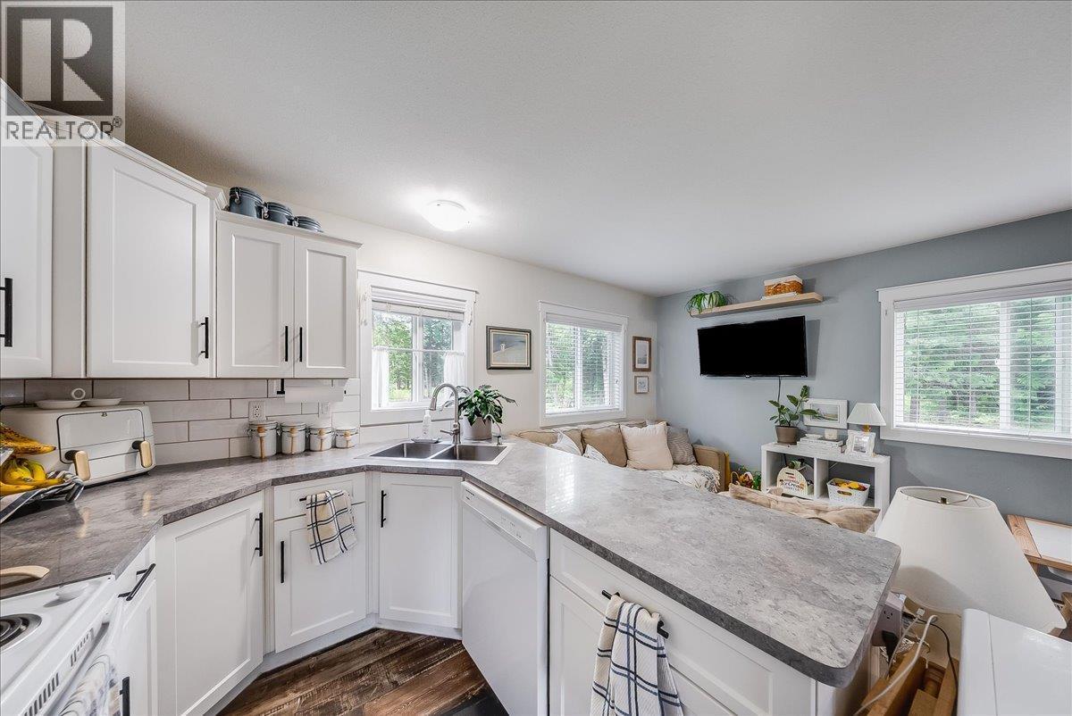 118 Liness Road, Salmo, BC