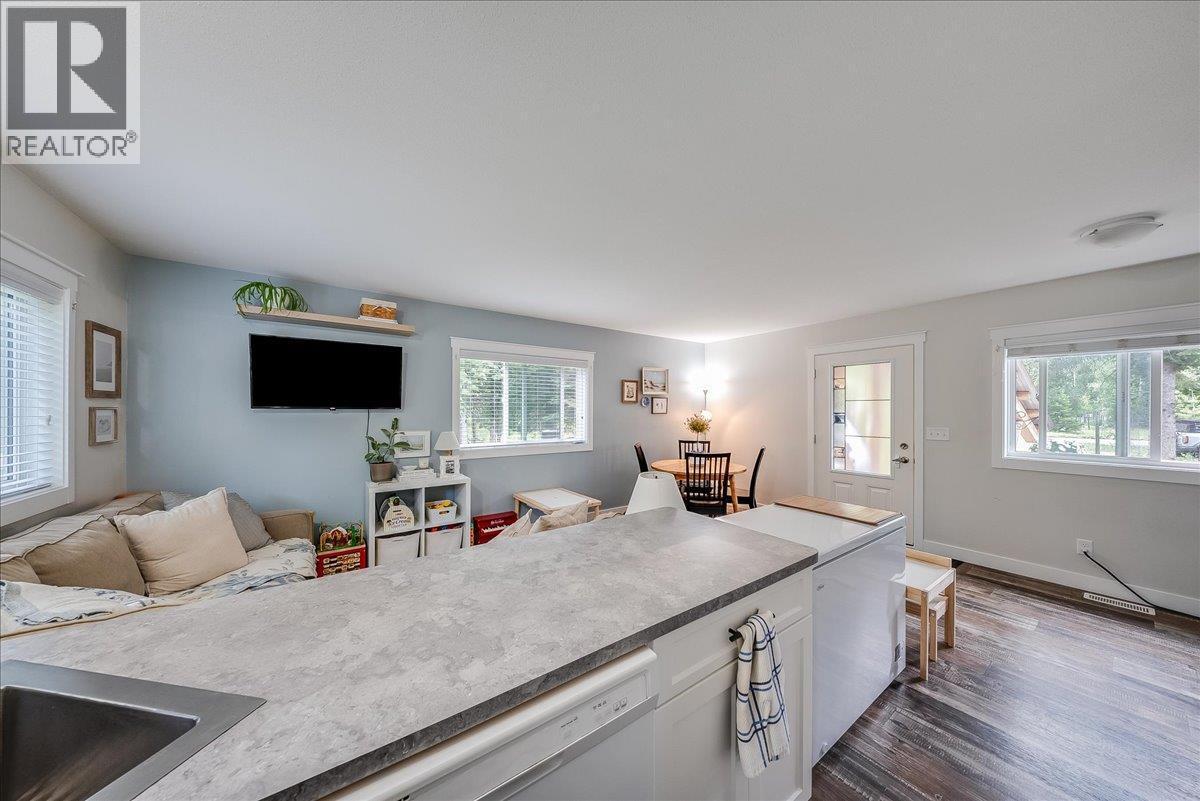 118 Liness Road, Salmo, BC