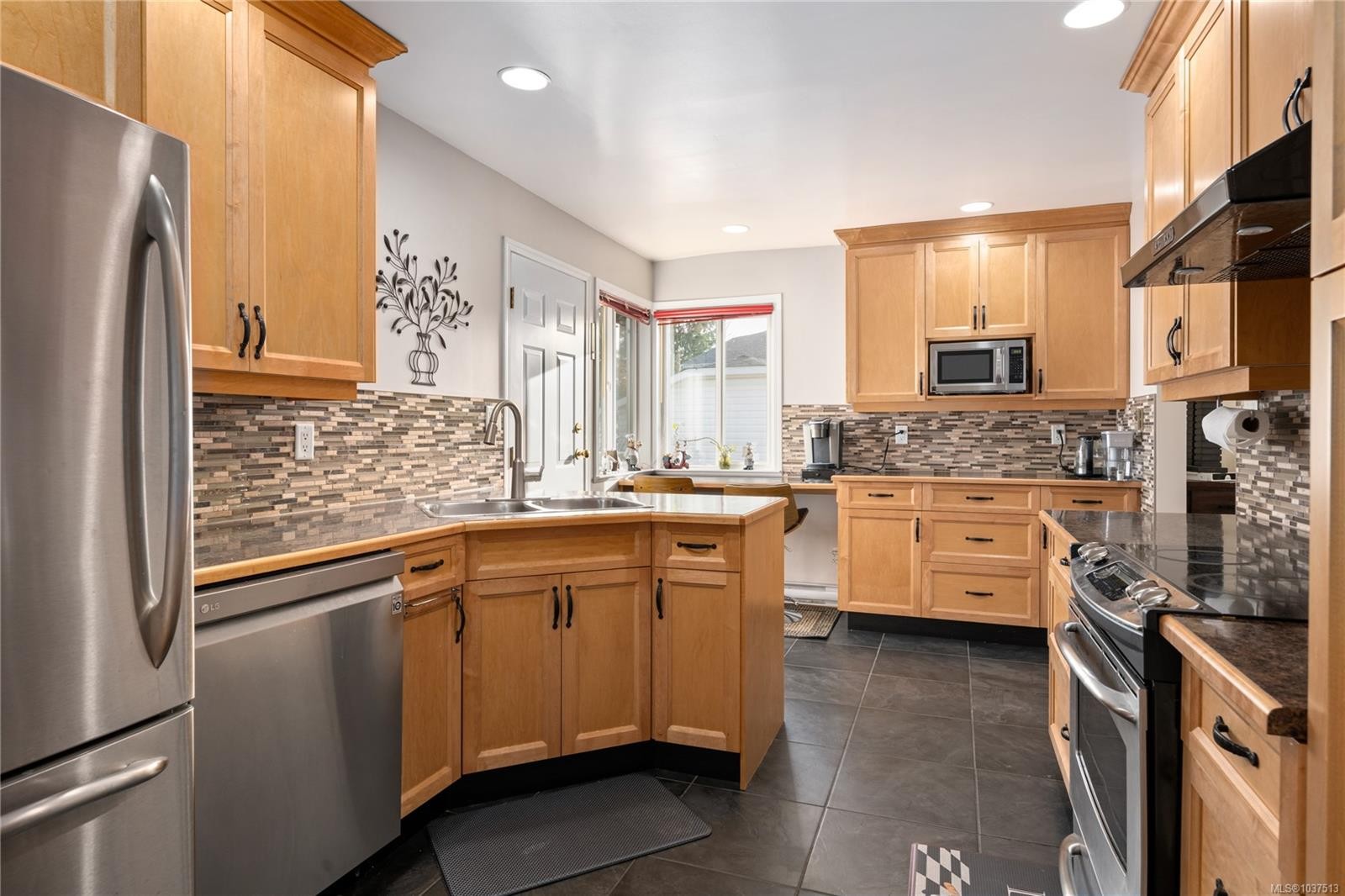 224 Ardoon Pl, Nanaimo, BC
