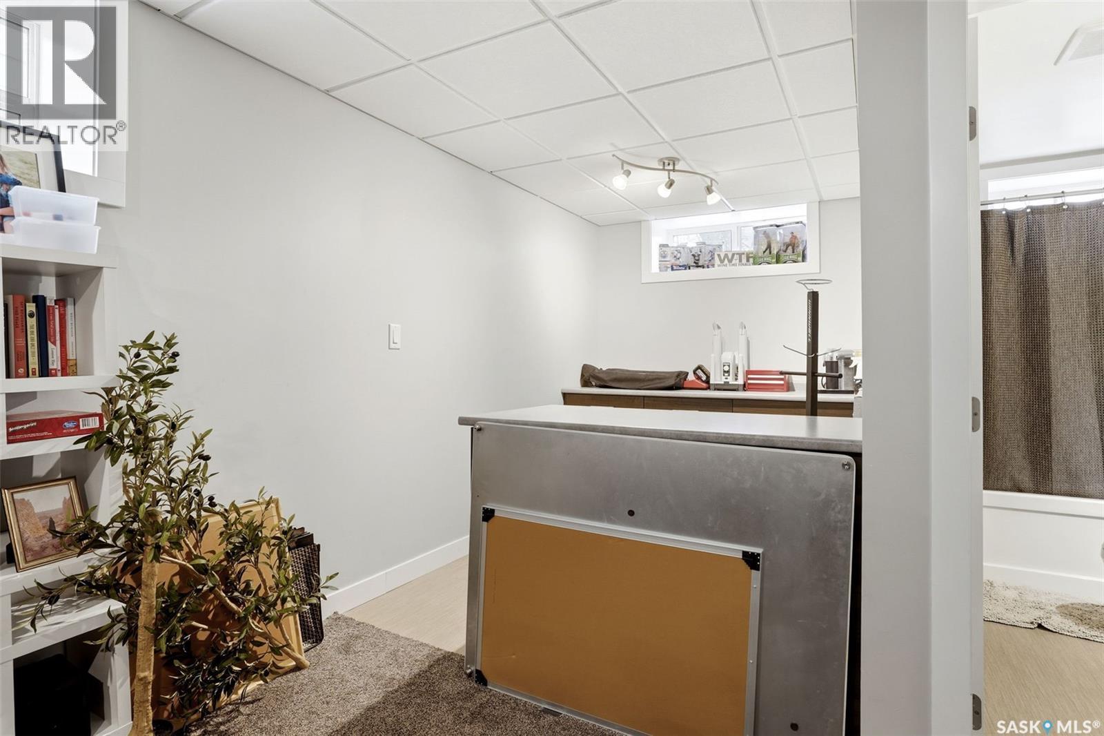 3410 Mccallum Avenue, Regina, SK - Indoor Photo Showing Other Room