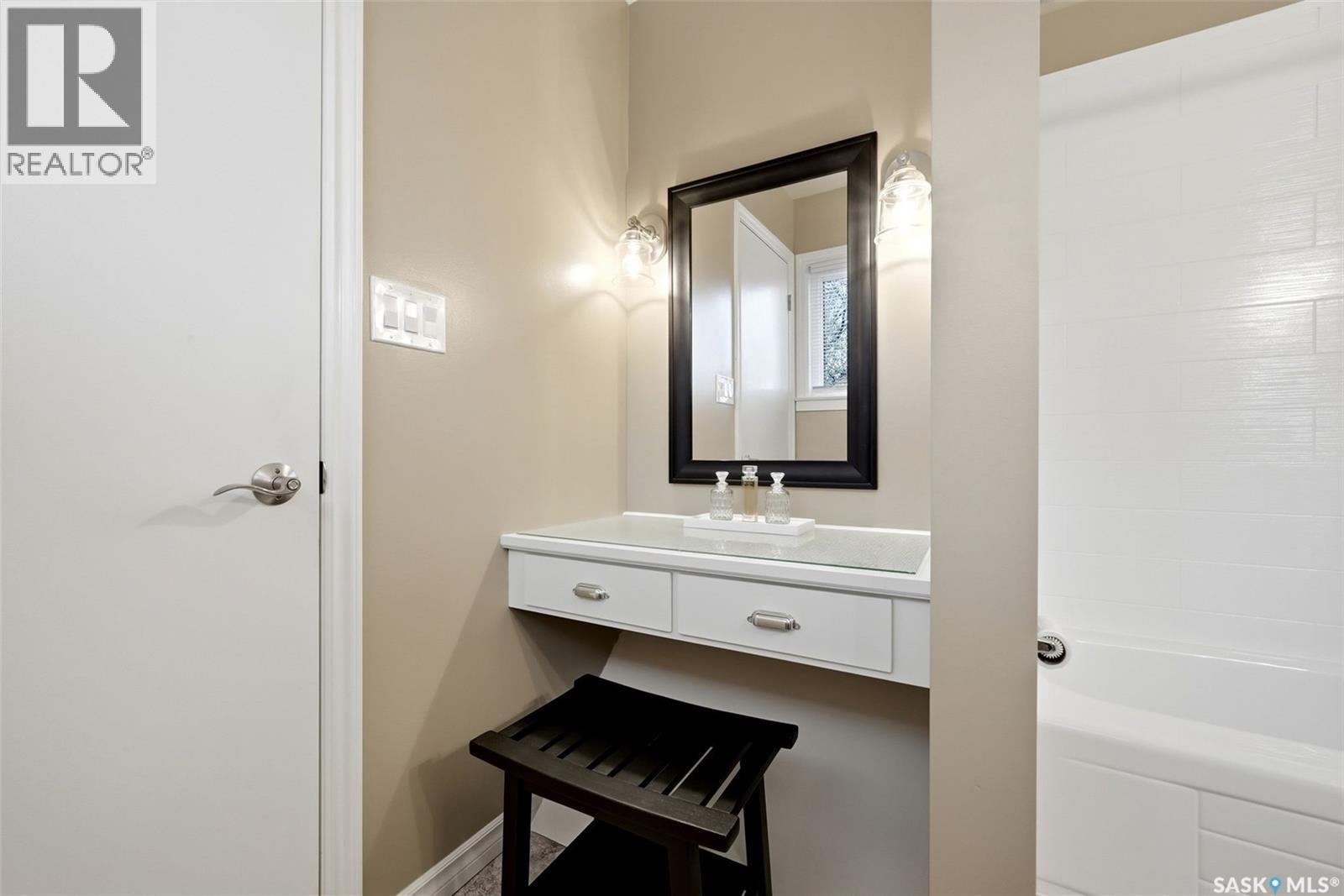 7 Cowie Road, Regina, SK - Indoor Photo Showing Bathroom